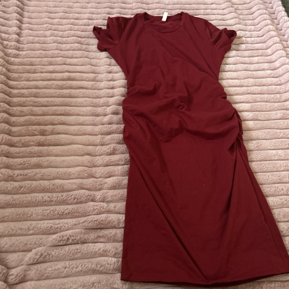 Chic Burgundy Midi Dress